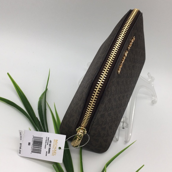 Michael Kors Jet Set Travel LG Travel Pouch Brown - Picture 6 of 8